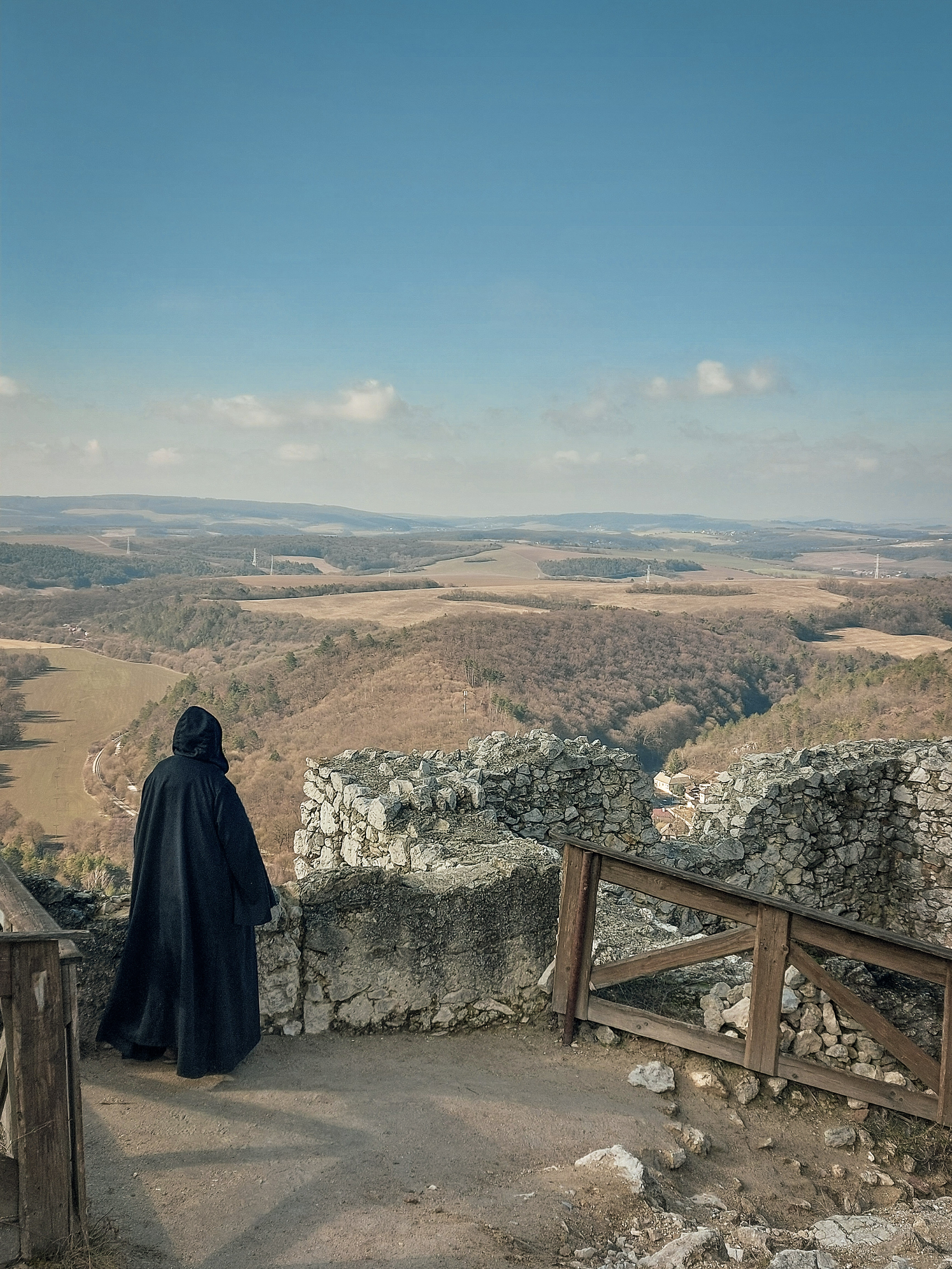 Súdené ohňom: Mágia, kliatby a iné hrôzy